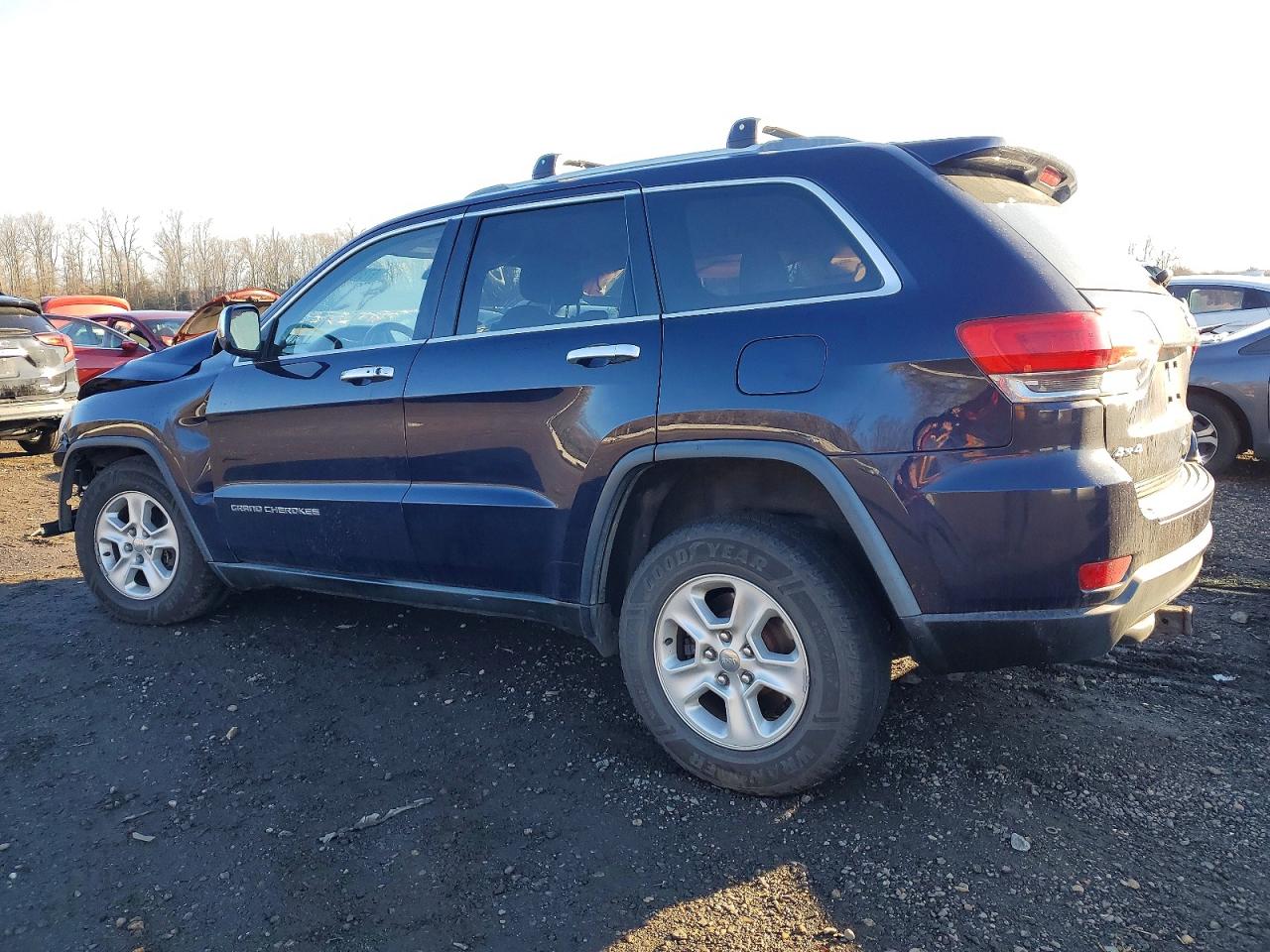 2014 JEEP GRAND CHEROKEE LAREDO photo 3