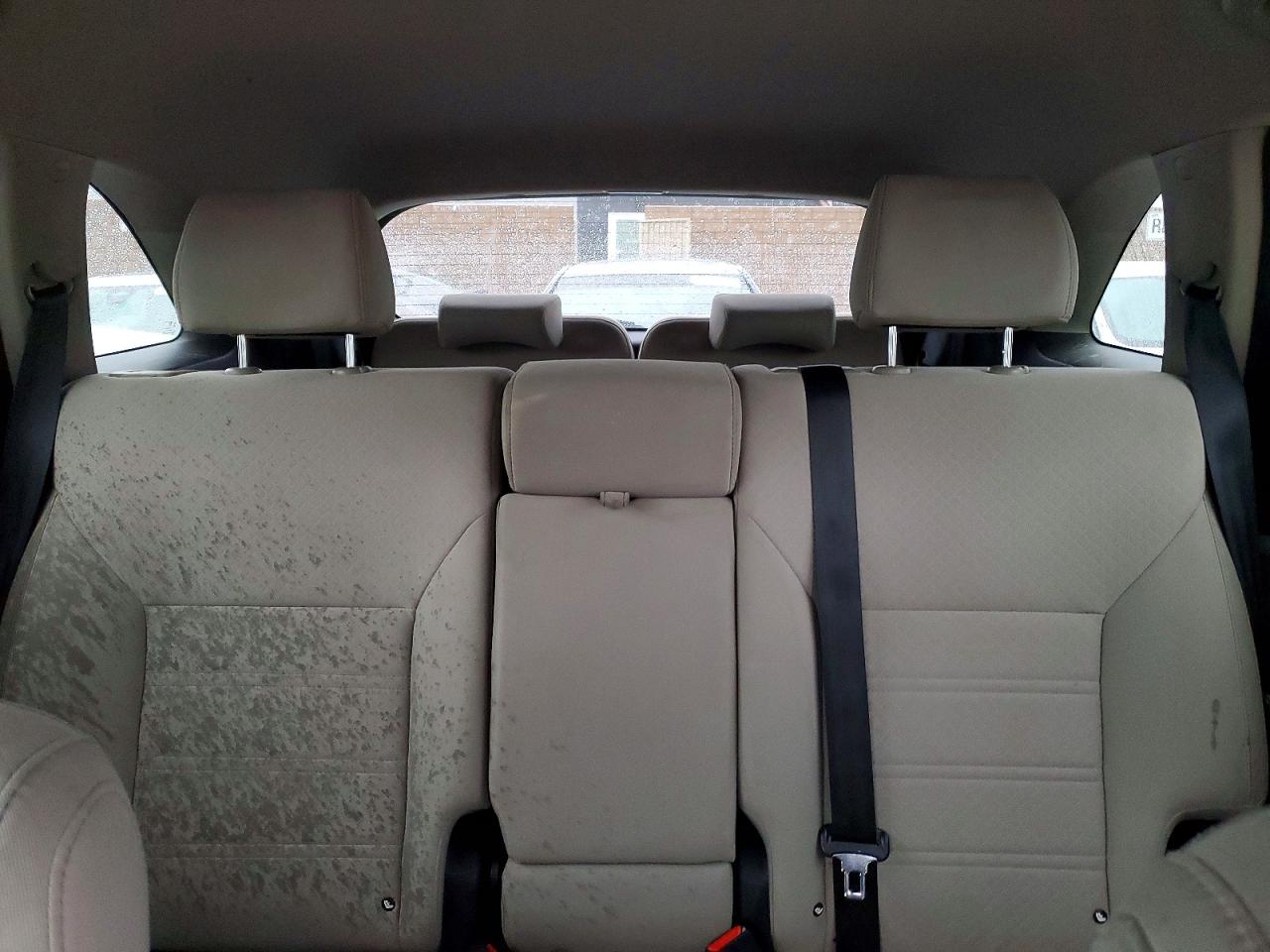 2017 KIA SORENTO LX photo 28