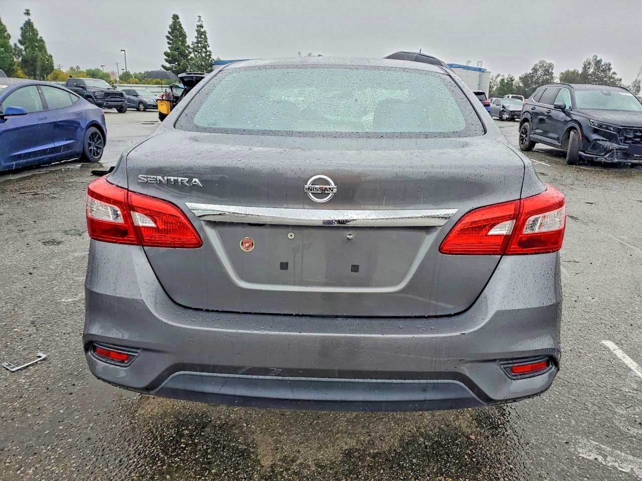2019 NISSAN SENTRA S photo 11