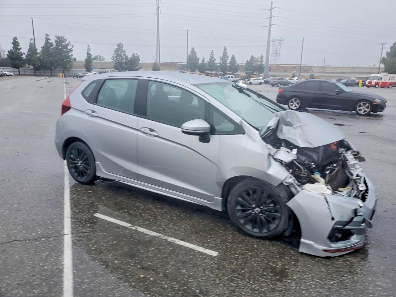 2018 HONDA FIT SPORT photo 4