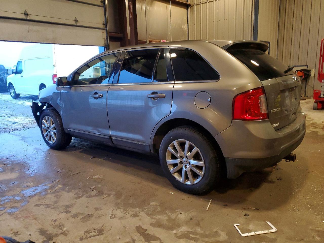 2013 FORD EDGE LIMITED photo 2