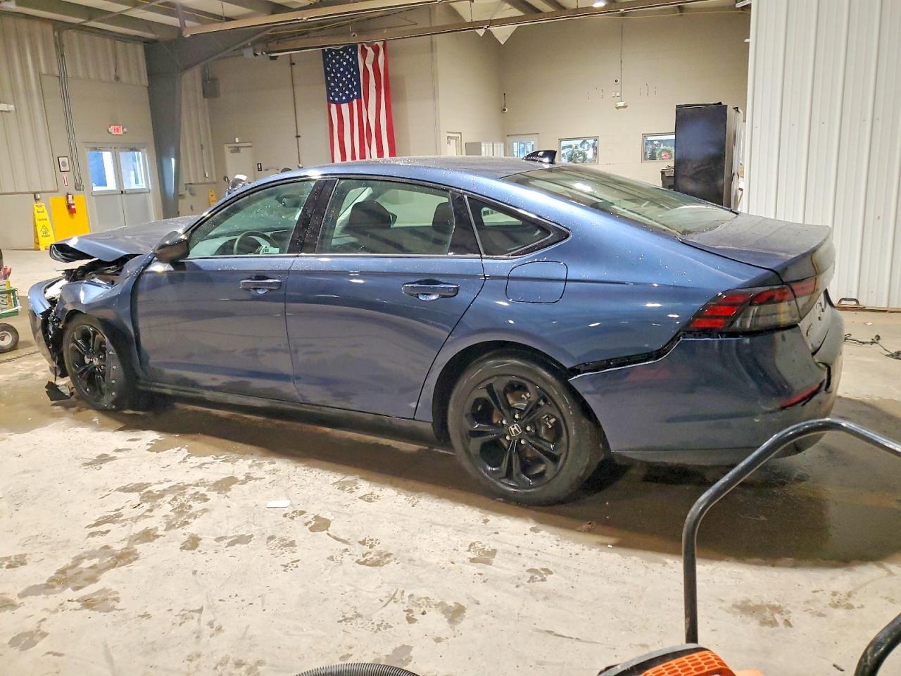 2025 HONDA ACCORD SE photo 2