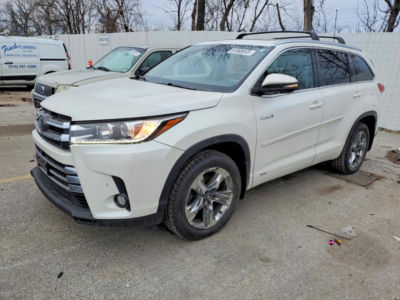 2018 TOYOTA HIGHLANDER