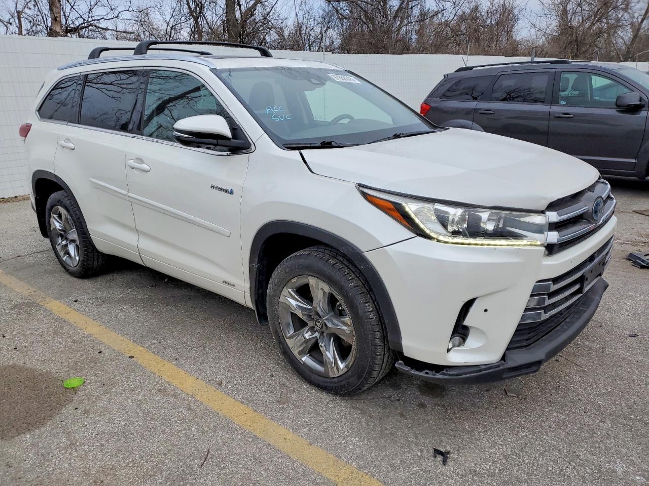 2018 TOYOTA HIGHLANDER HYBRID LIMITED photo 7