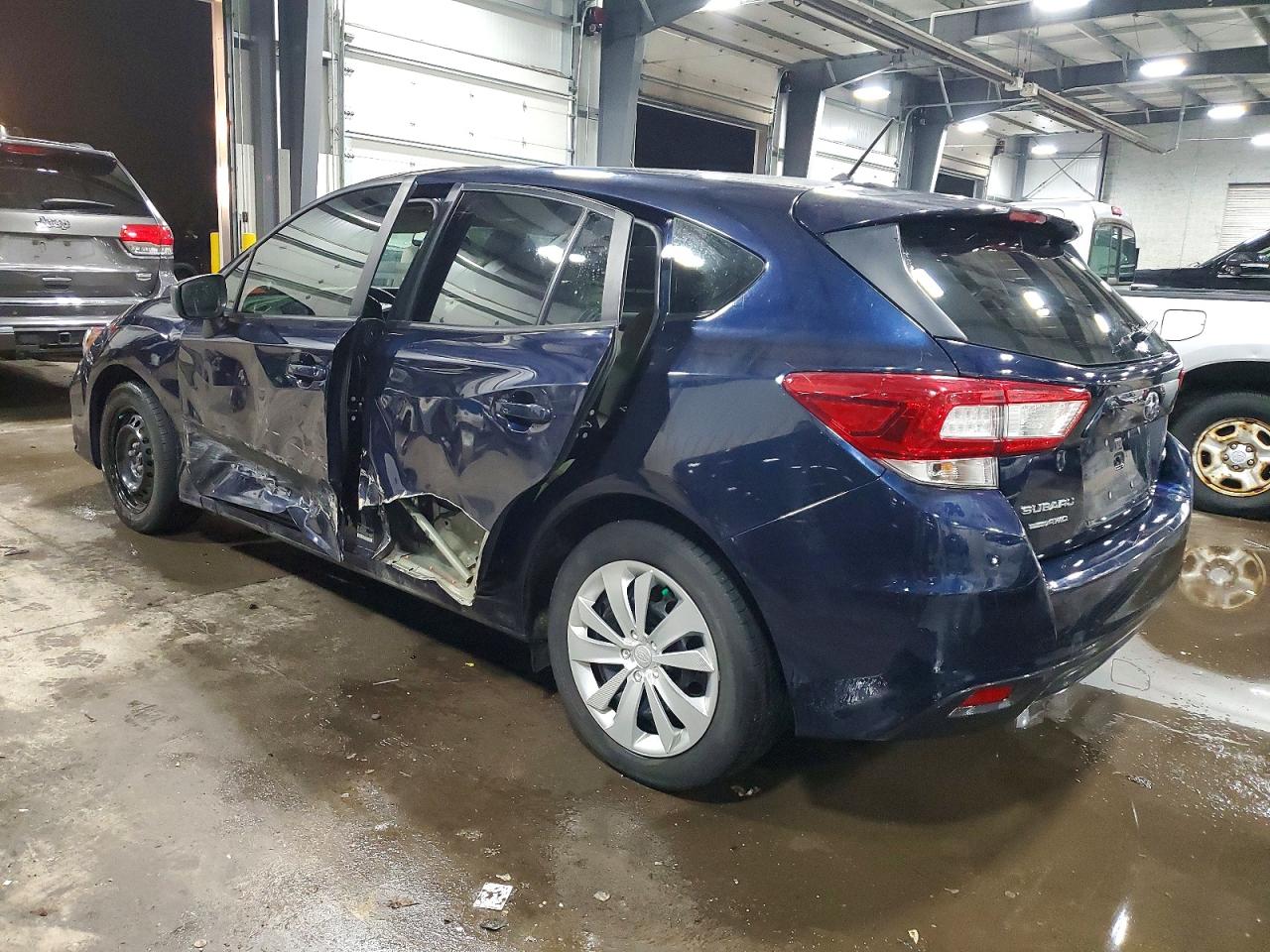2019 SUBARU IMPREZA photo 2