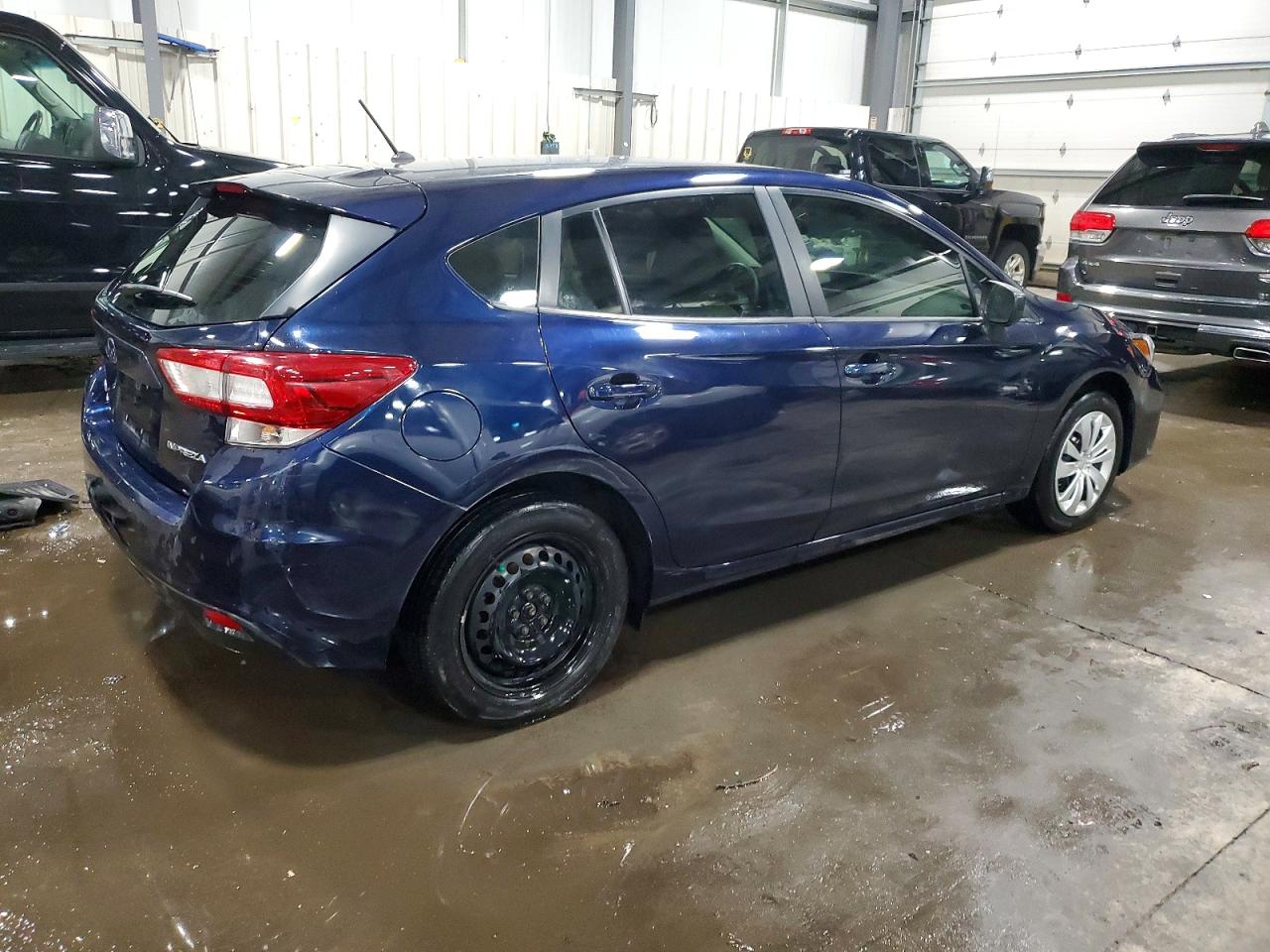 2019 SUBARU IMPREZA photo 3