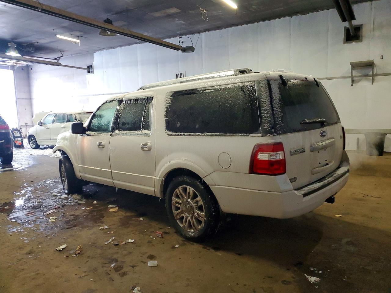 2011 FORD EXPEDITION EL LIMITED photo 2