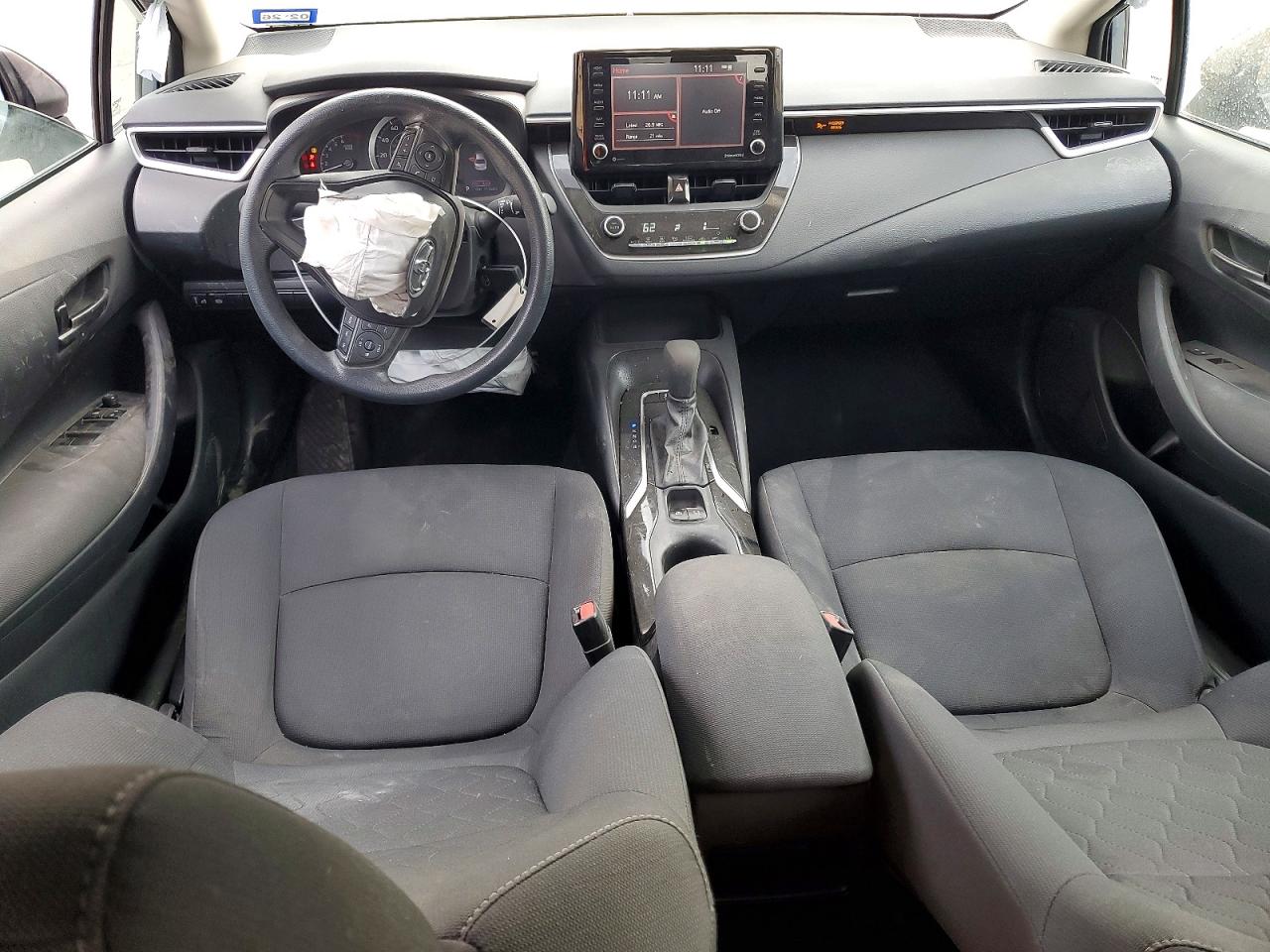 2022 TOYOTA COROLLA LE photo 8