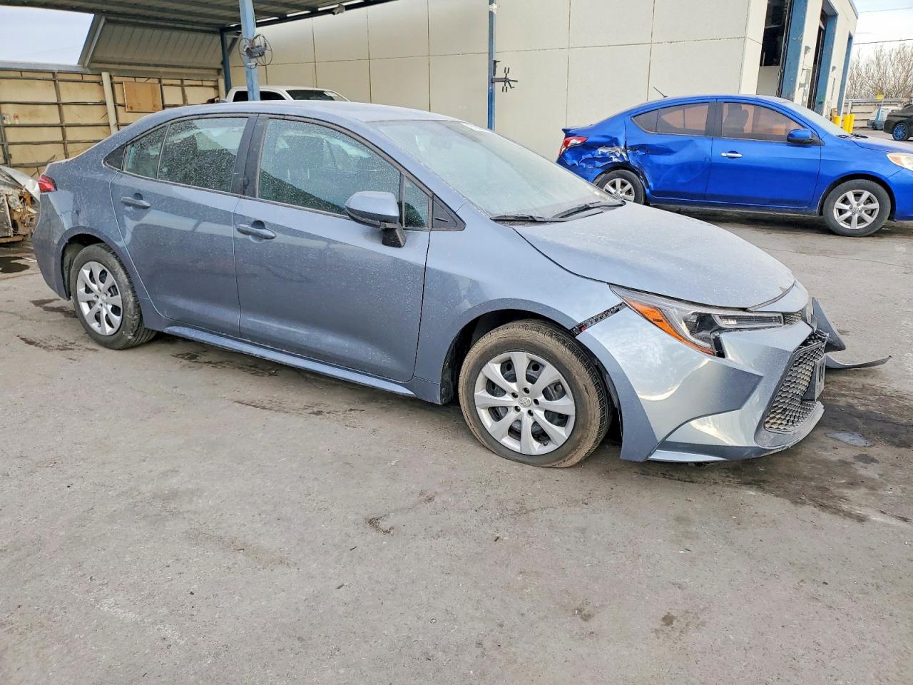 2022 TOYOTA COROLLA LE photo 4