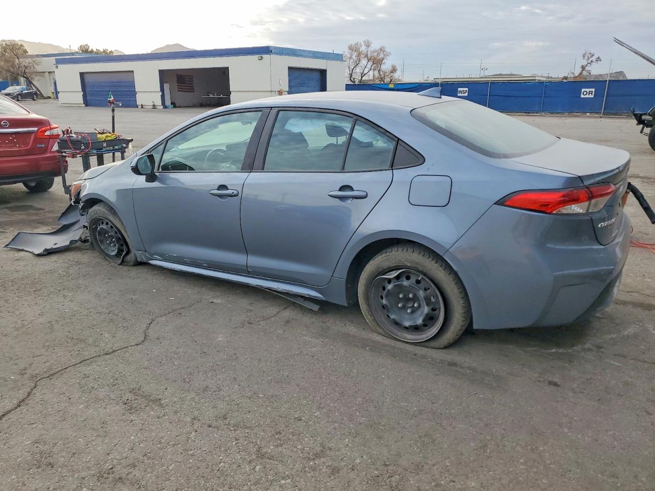2022 TOYOTA COROLLA LE photo 2