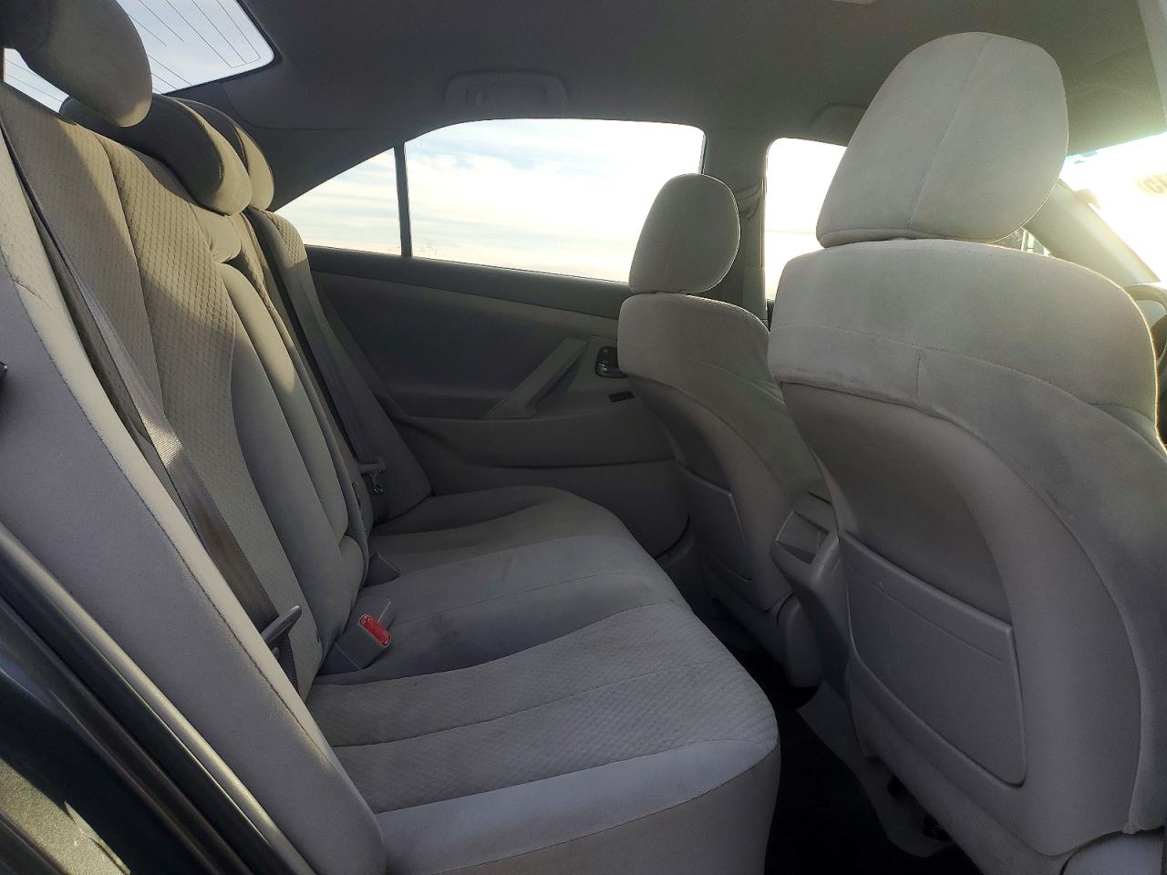 2009 TOYOTA CAMRY BASE photo 10