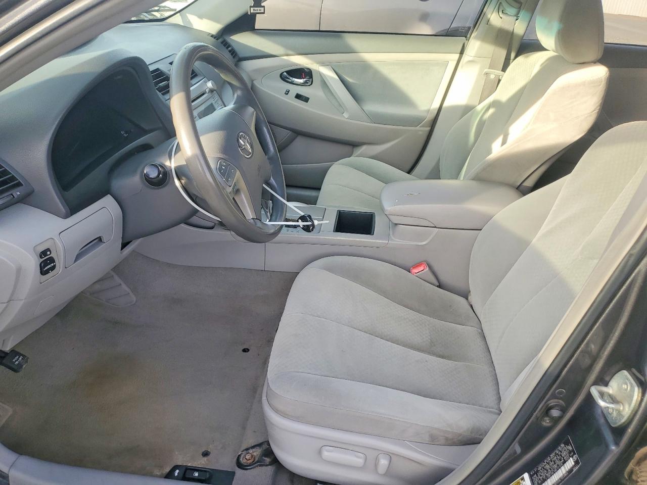2009 TOYOTA CAMRY BASE photo 7
