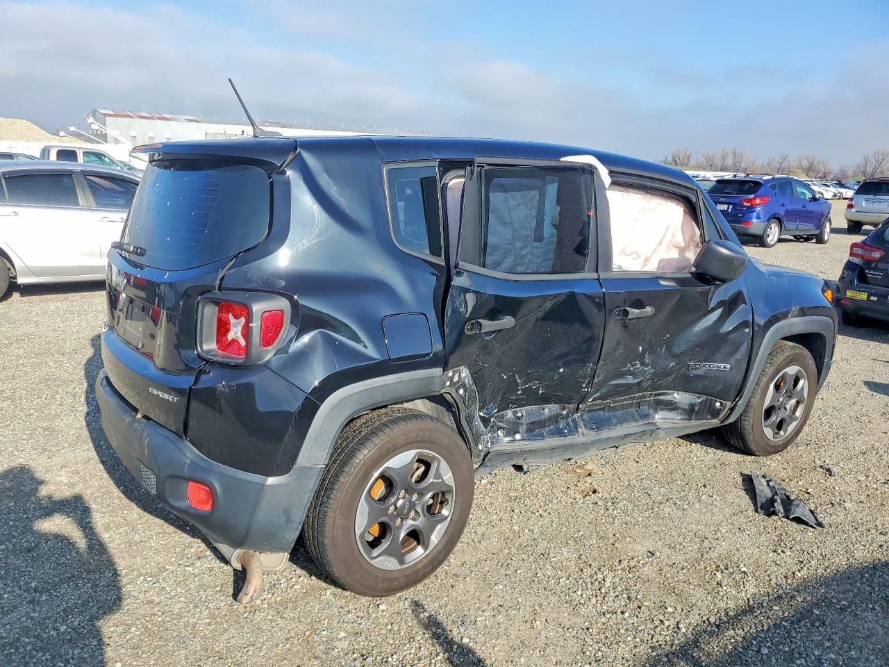 2015 JEEP RENEGADE SPORT photo 3