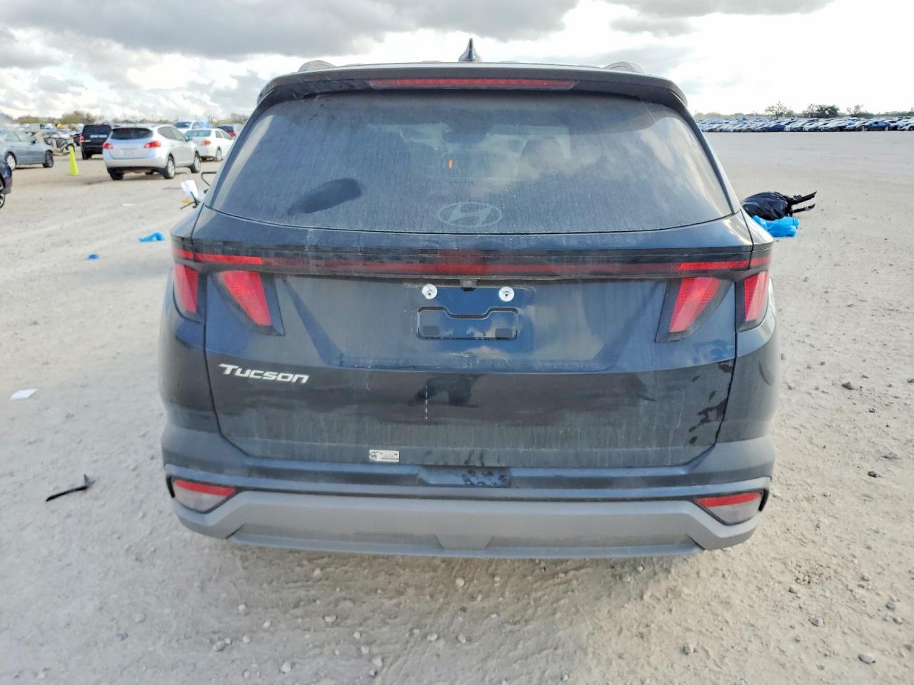 2025 HYUNDAI TUCSON SEL photo 6