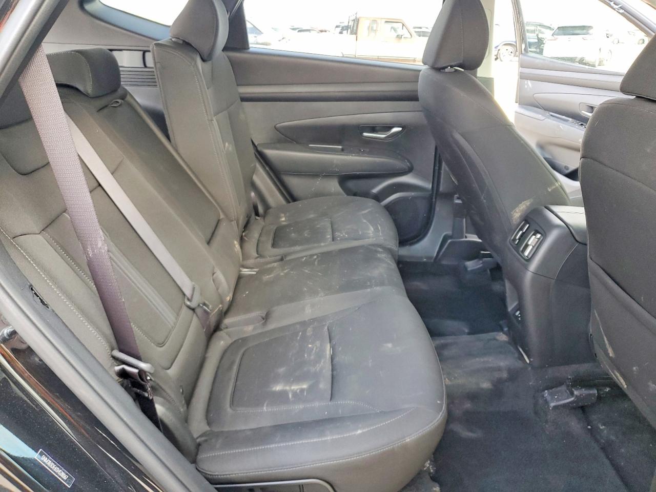 2025 HYUNDAI TUCSON SEL photo 10