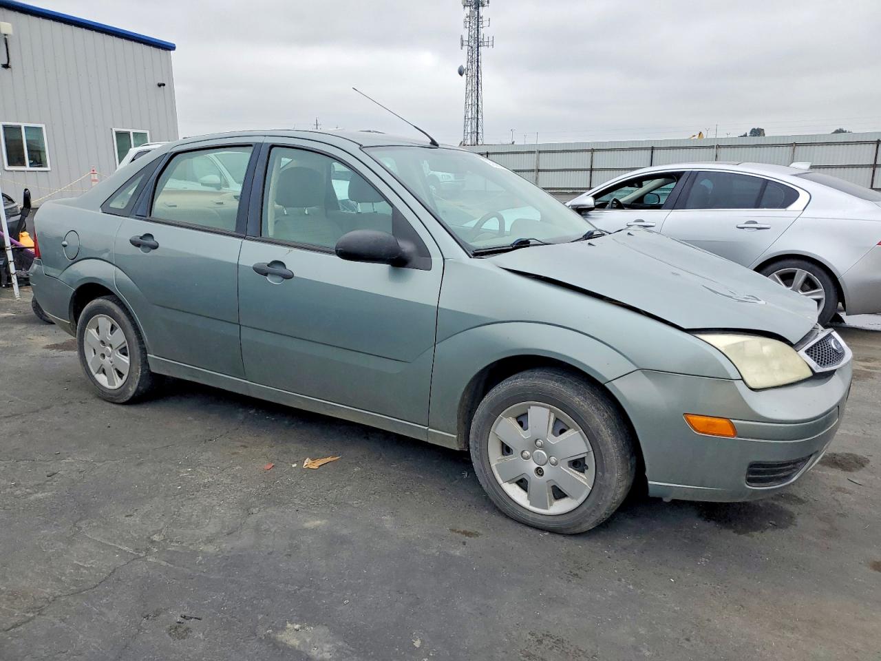 2006 FORD FOCUS ZX4 photo 4