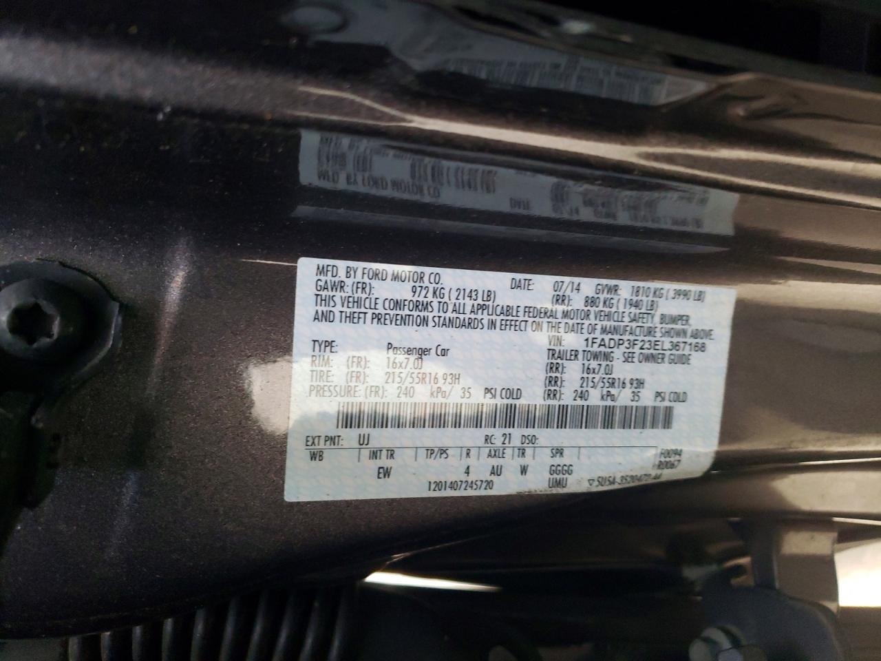 2014 FORD FOCUS SE photo 12