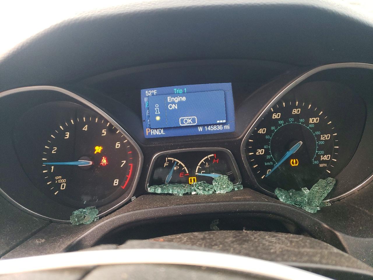 2014 FORD FOCUS SE photo 9