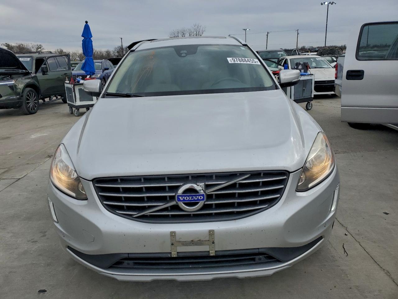 2016 VOLVO XC60 T5 PREMIER photo 5