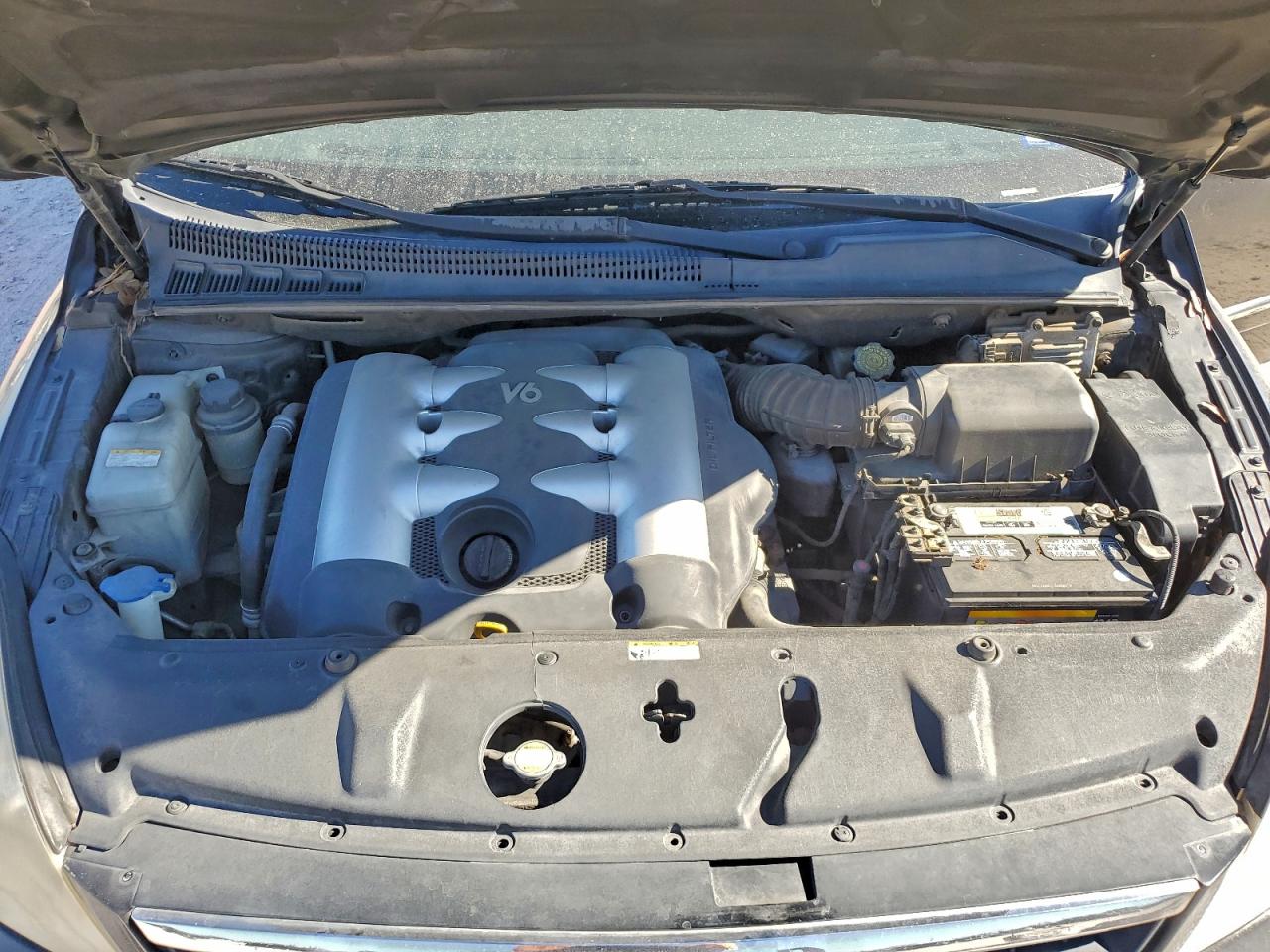 2007 HYUNDAI ENTOURAGE GLS photo 12
