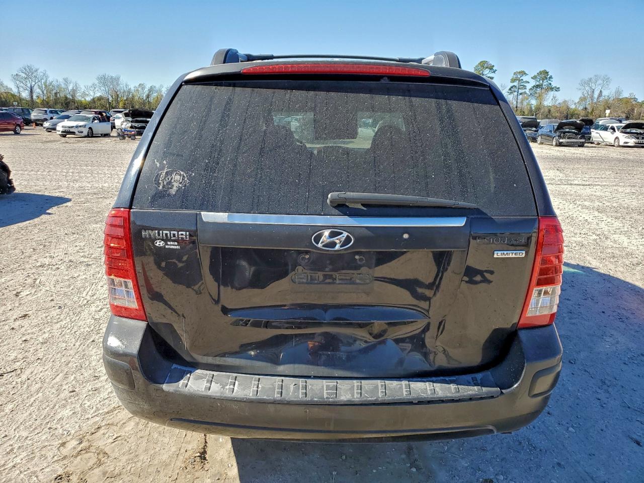 2007 HYUNDAI ENTOURAGE GLS photo 6