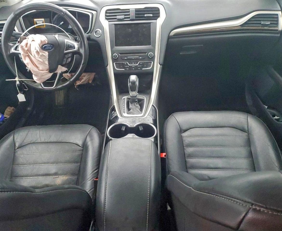 2016 FORD FUSION SE photo 8