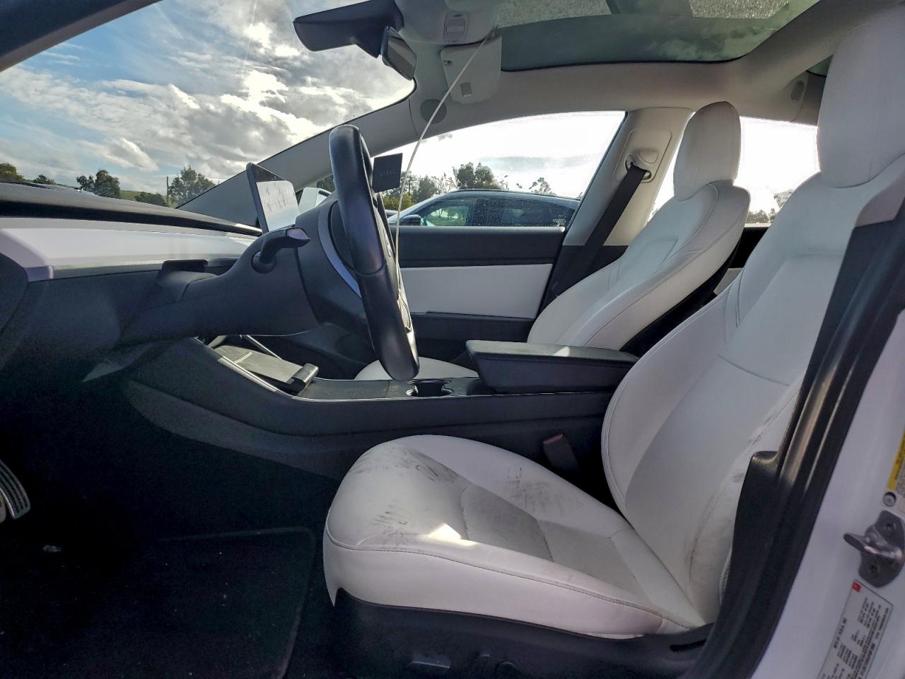 2018 TESLA MODEL 3 photo 7
