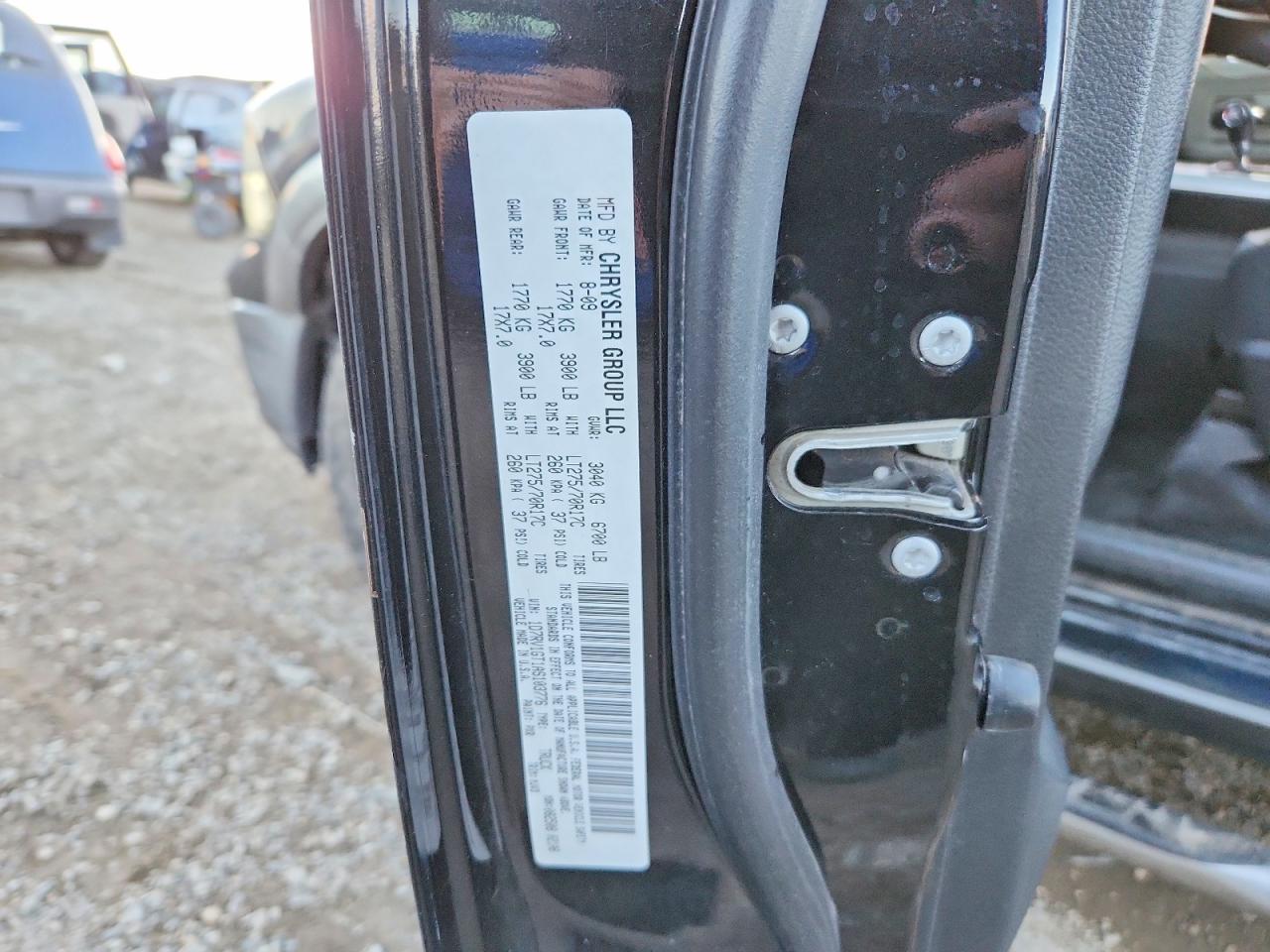 2010 DODGE RAM 1500 photo 12
