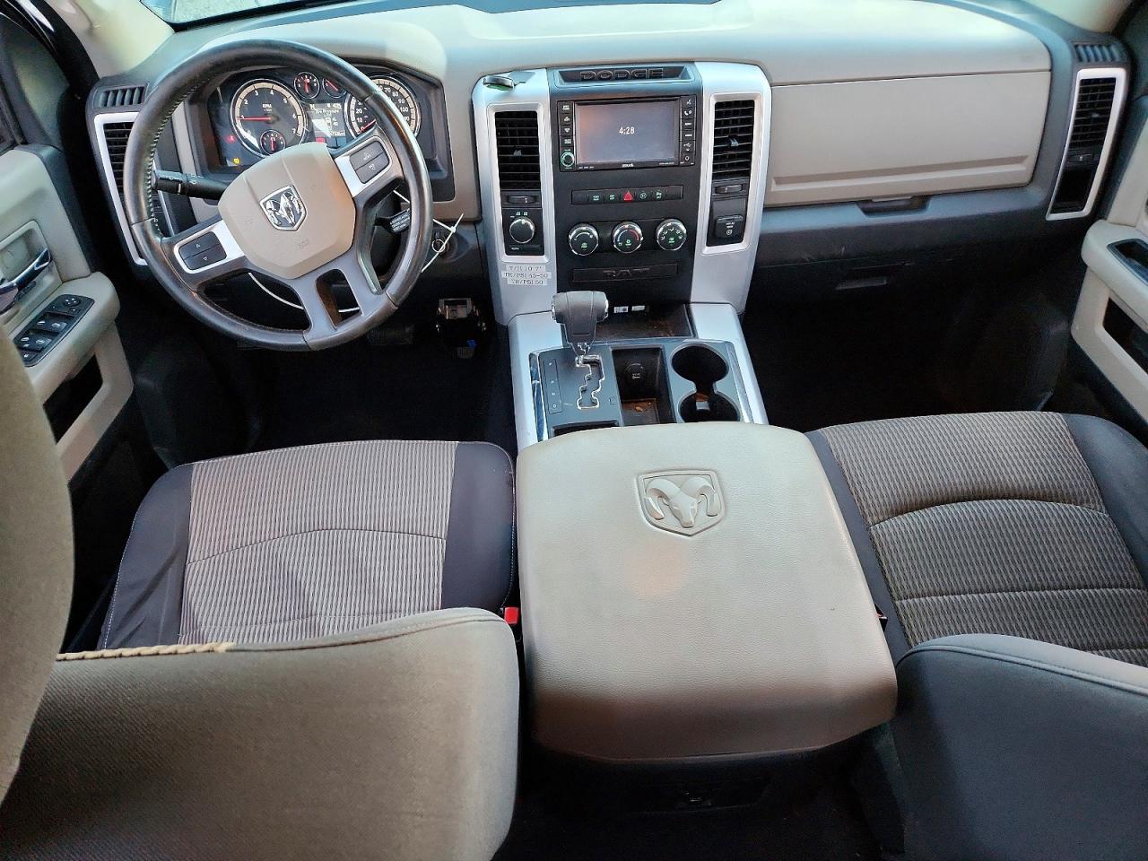 2010 DODGE RAM 1500 photo 8