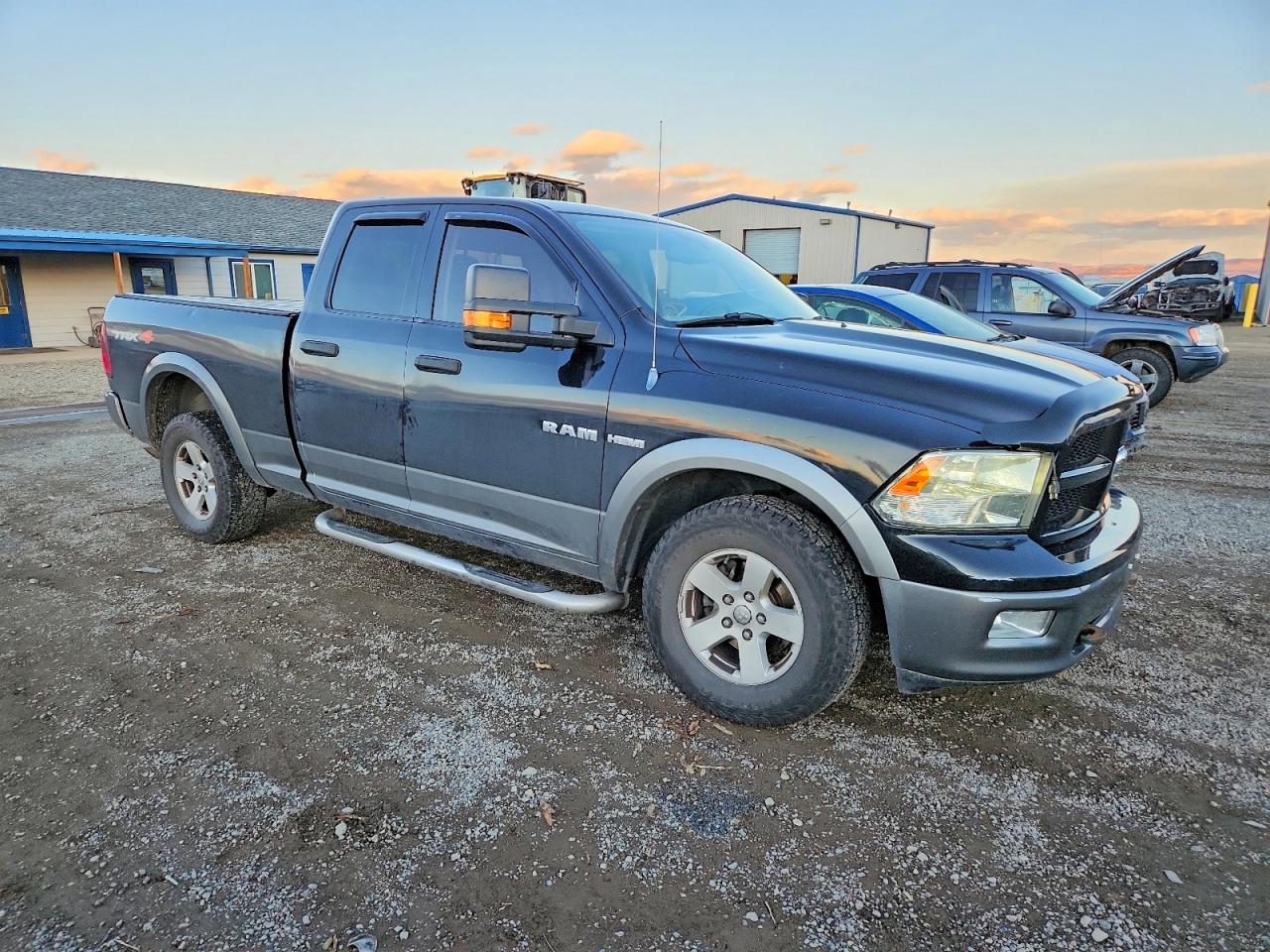 2010 DODGE RAM 1500 photo 4