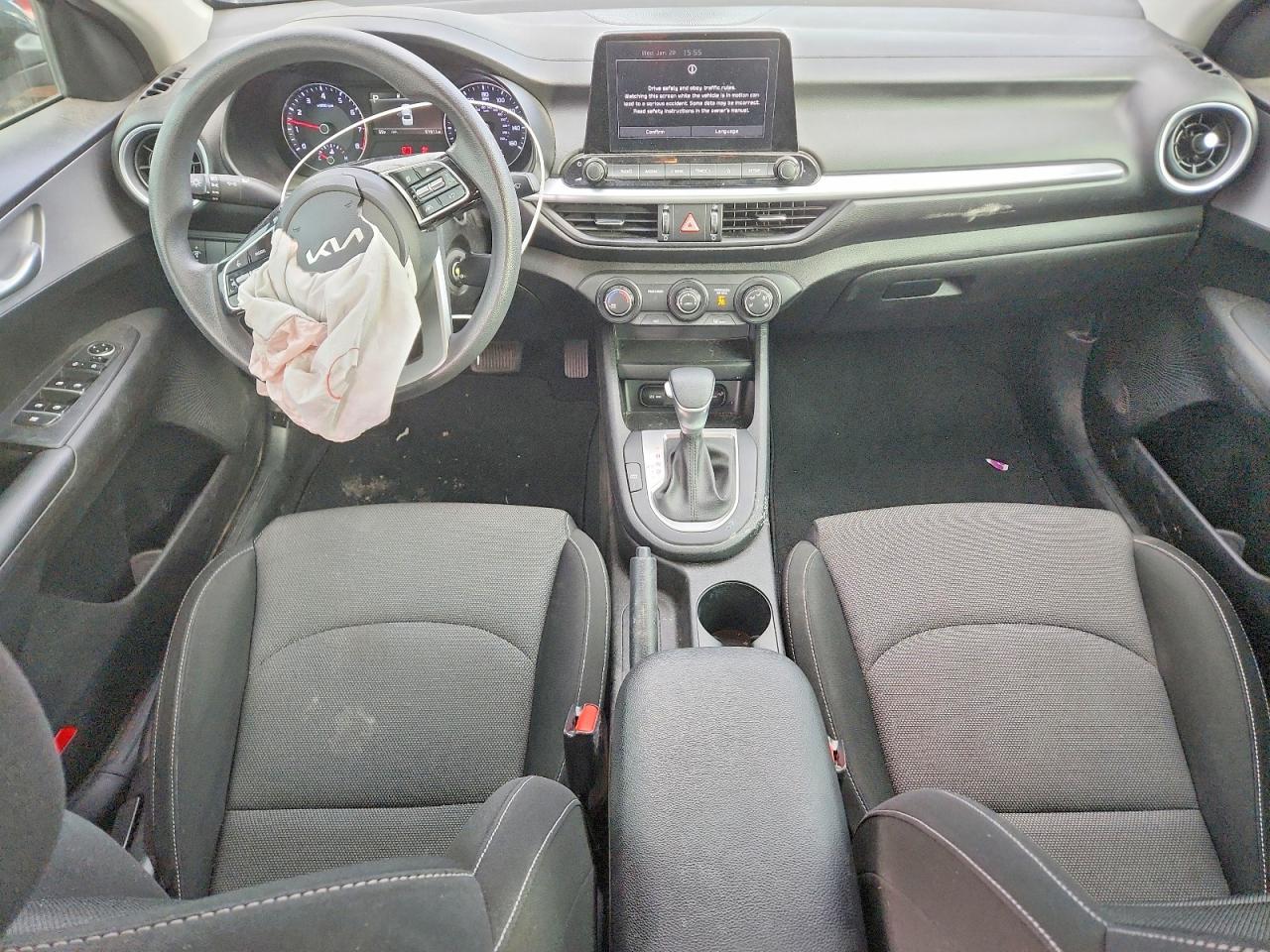 2023 KIA FORTE LX photo 8
