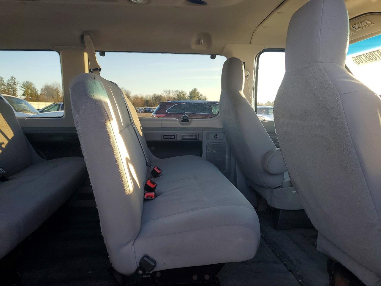 2010 FORD ECONOLINE E350 SUPER DUTY WAGON photo 11