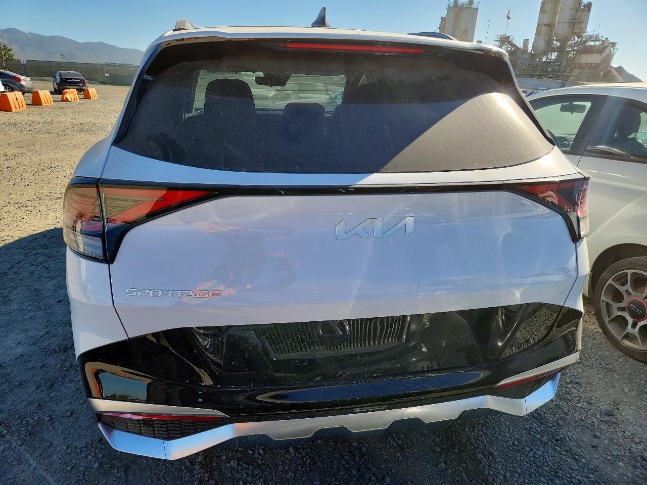 2025 KIA SPORTAGE SX photo 11