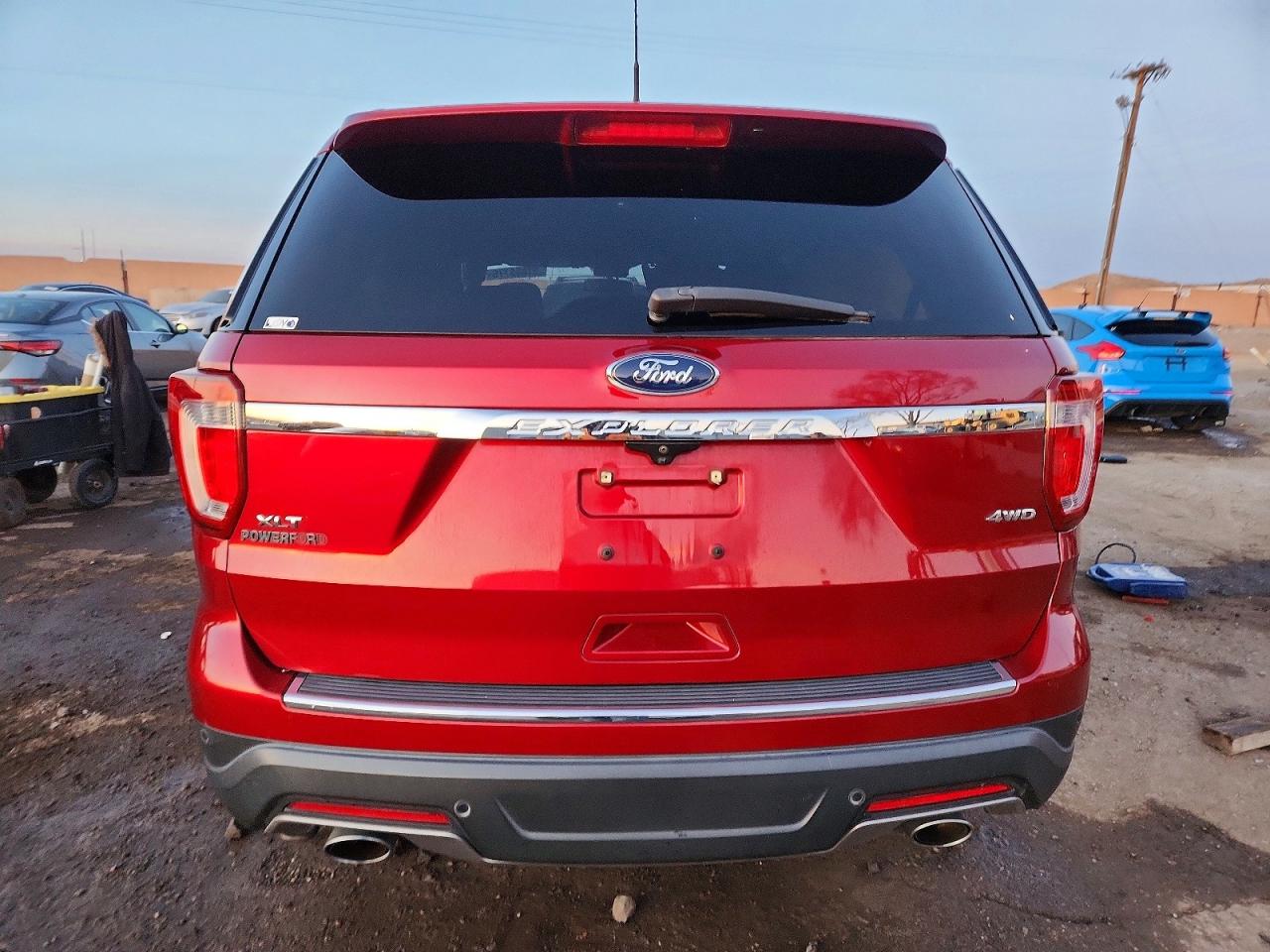 2018 FORD EXPLORER XLT photo 16