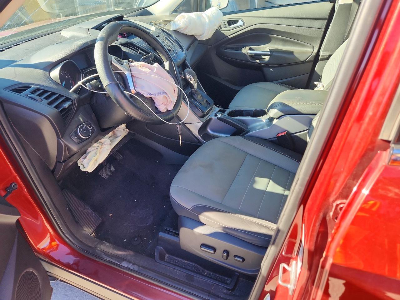 2016 FORD ESCAPE SE photo 7