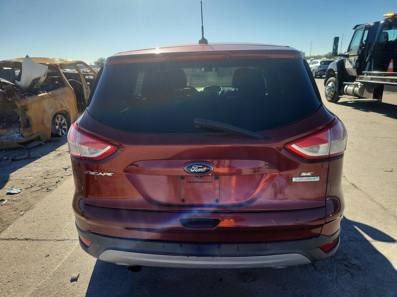 2016 FORD ESCAPE SE photo 6