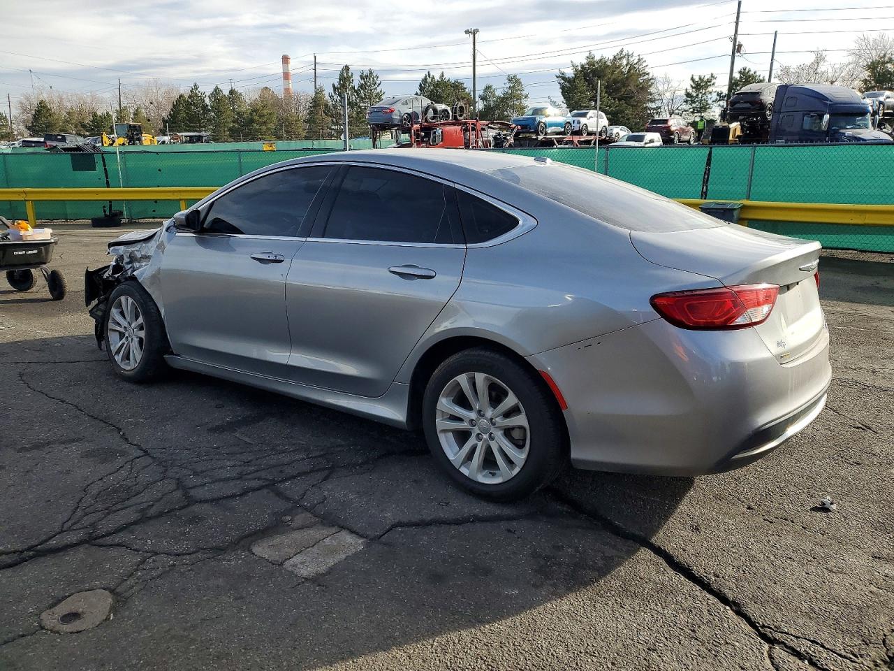 2016 CHRYSLER 200 LIMITED photo 2