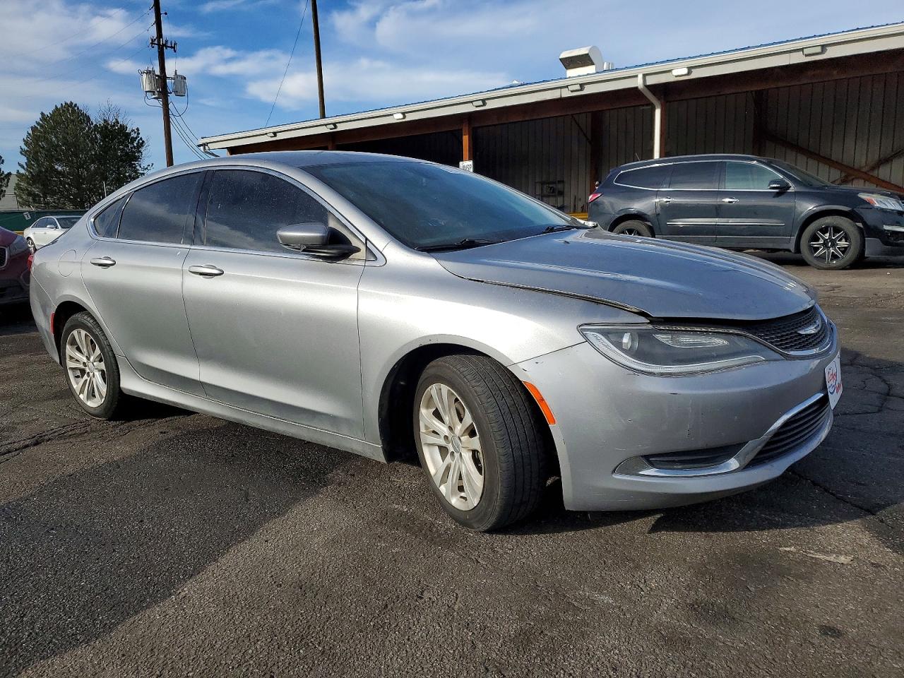 2016 CHRYSLER 200 LIMITED photo 4