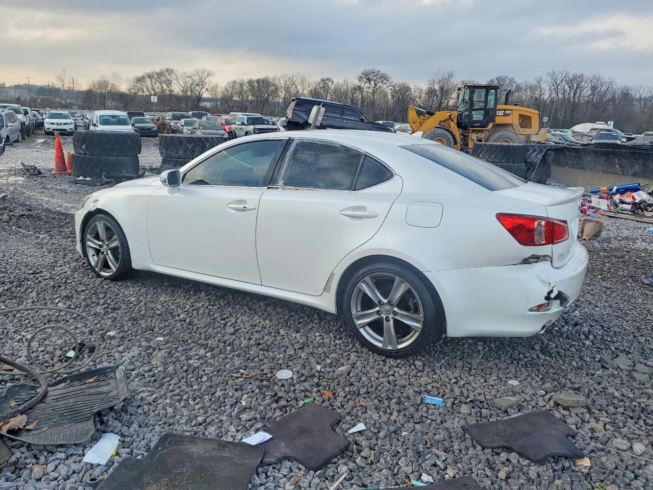 2011 LEXUS IS 250 photo 3