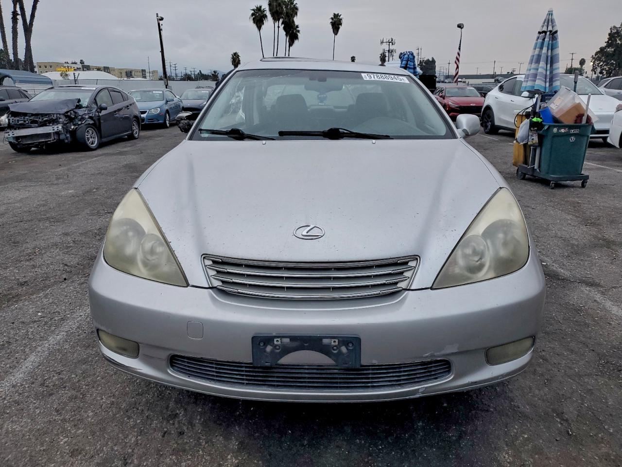 2002 LEXUS ES 300 photo 5