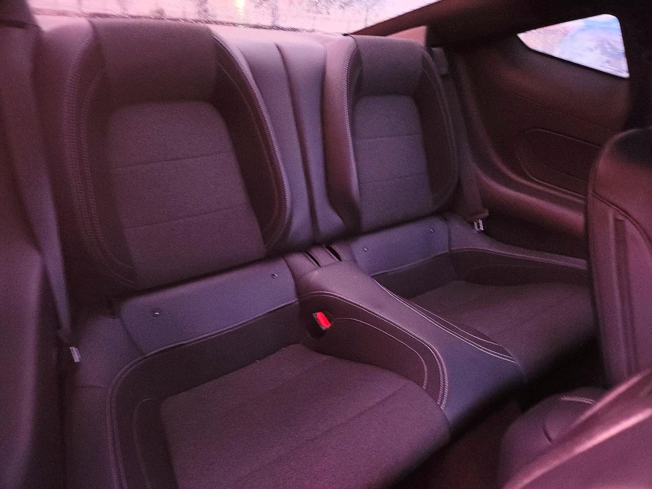 2024 FORD MUSTANG photo 10