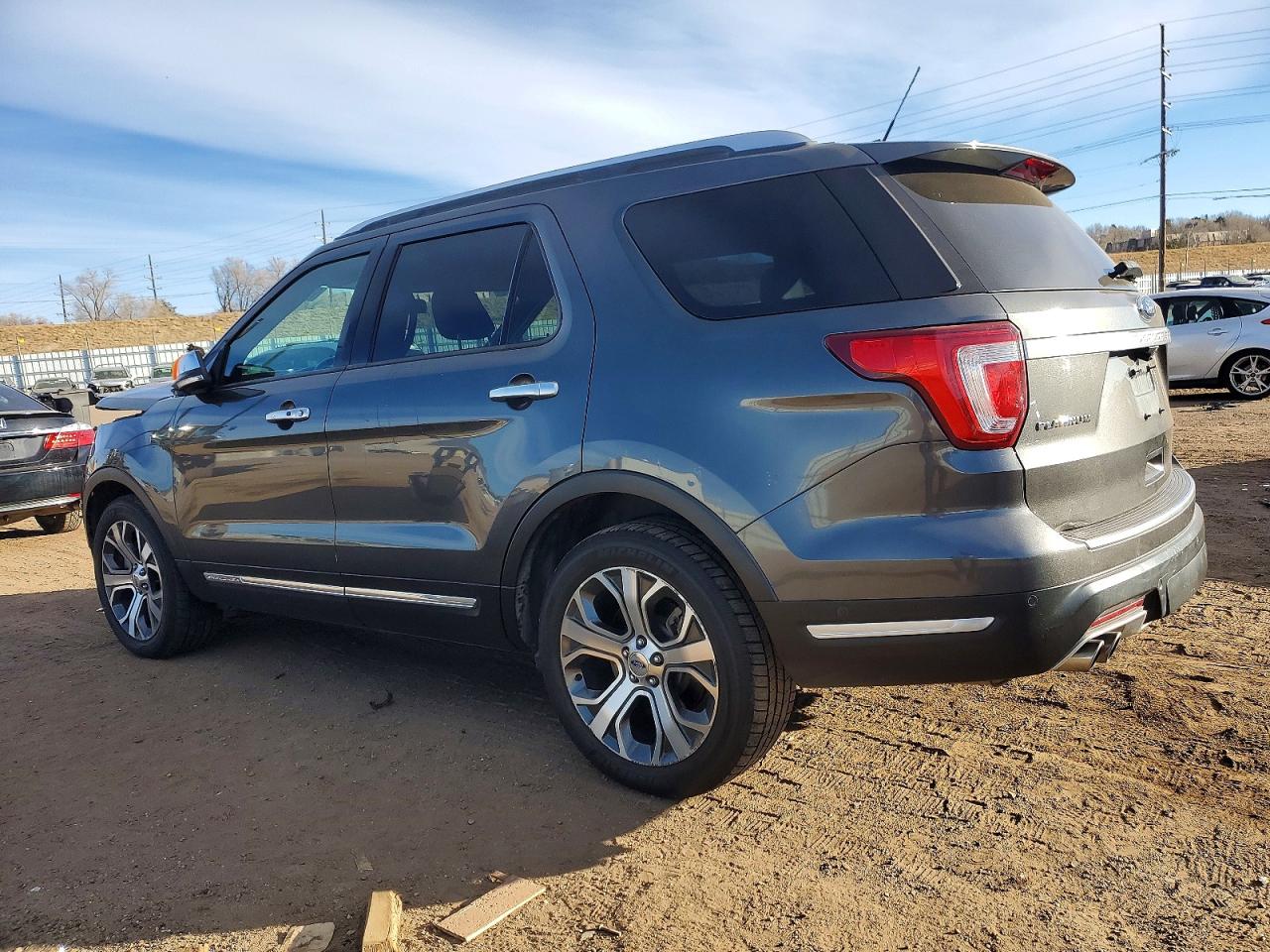 2018 FORD EXPLORER PLATINUM photo 3