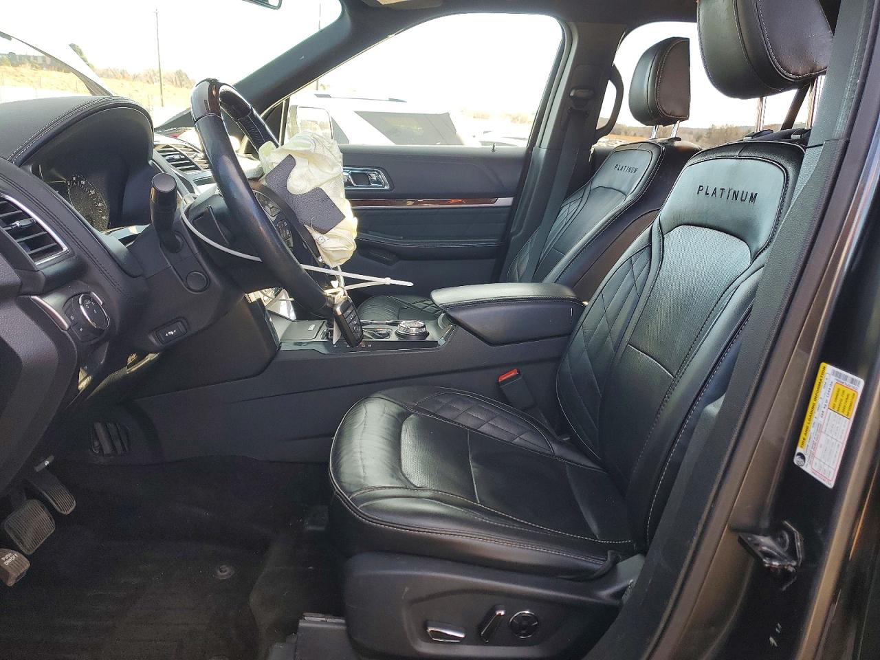 2018 FORD EXPLORER PLATINUM photo 13