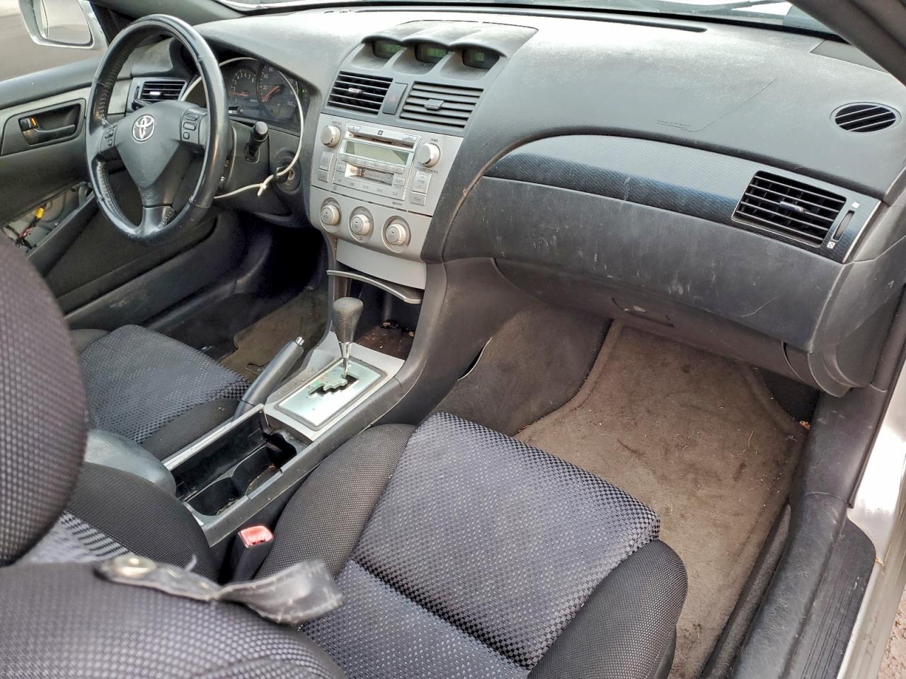 2005 TOYOTA CAMRY SOLARA SE photo 15