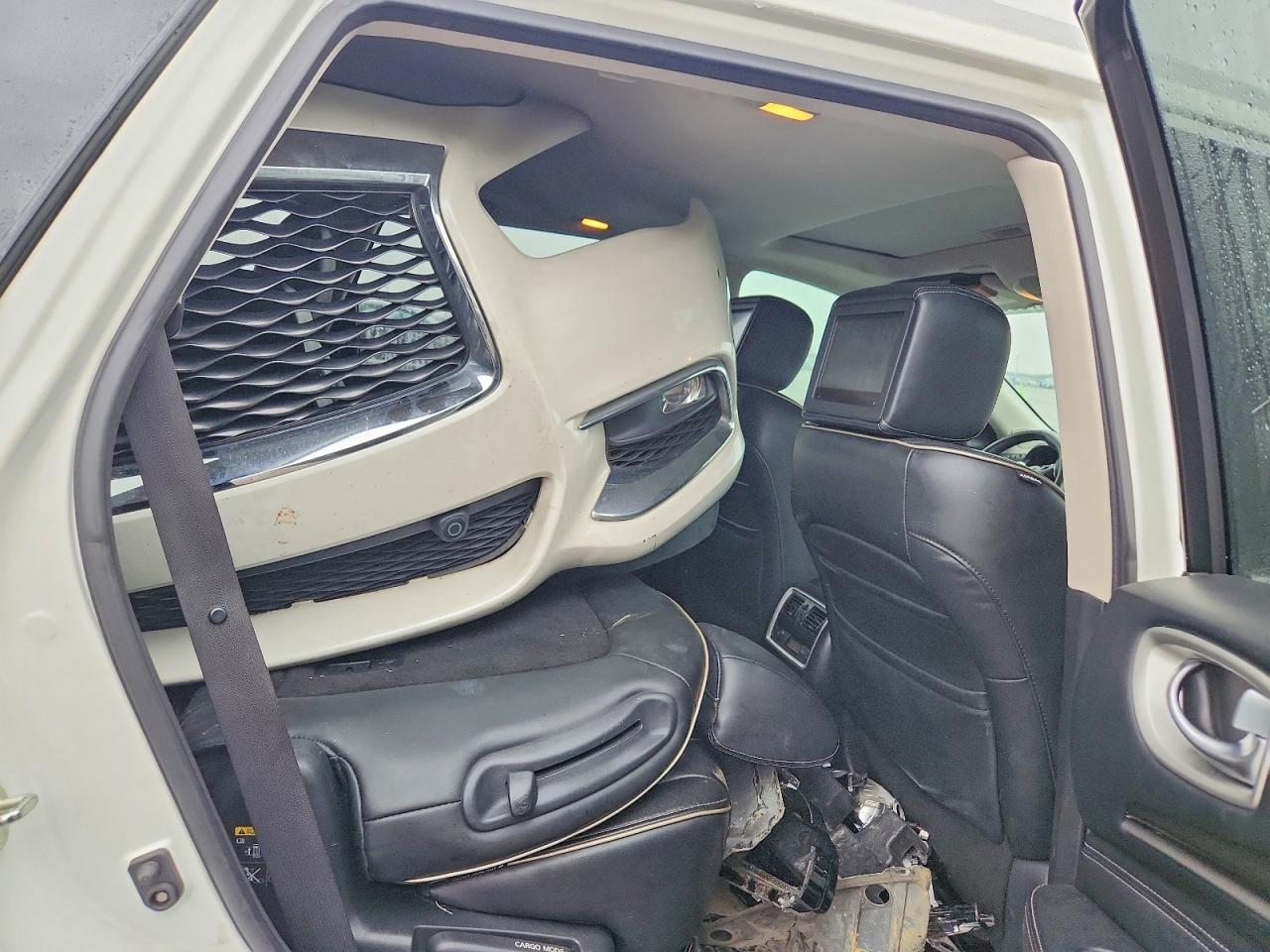 2020 INFINITI QX60 LUXE photo 11