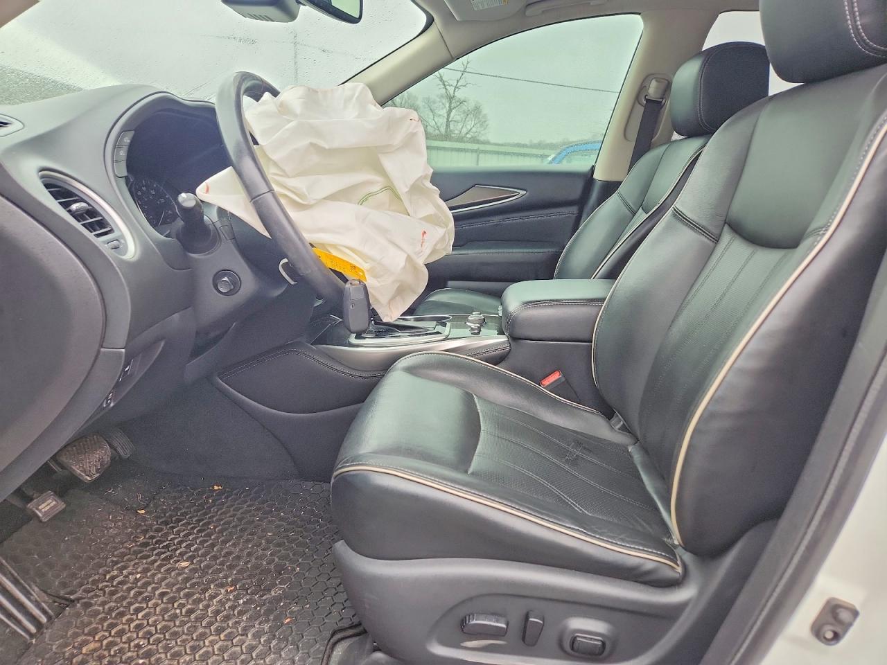 2020 INFINITI QX60 LUXE photo 7