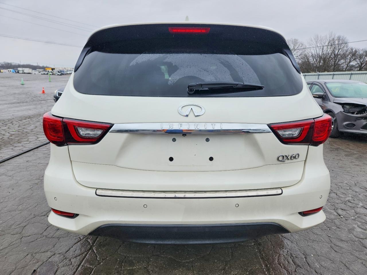 2020 INFINITI QX60 LUXE photo 6