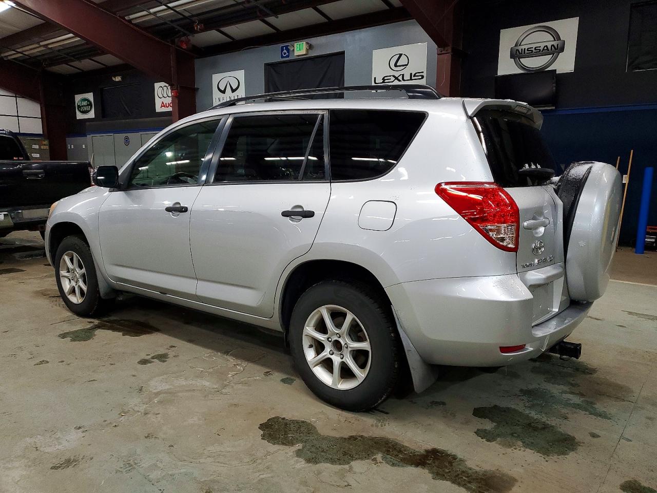 2008 TOYOTA RAV4 photo 2