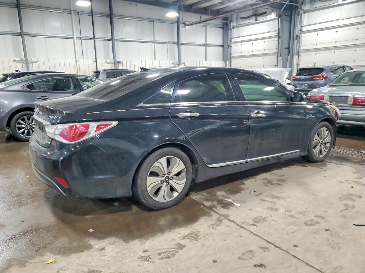 2013 HYUNDAI SONATA HYBRID photo 3