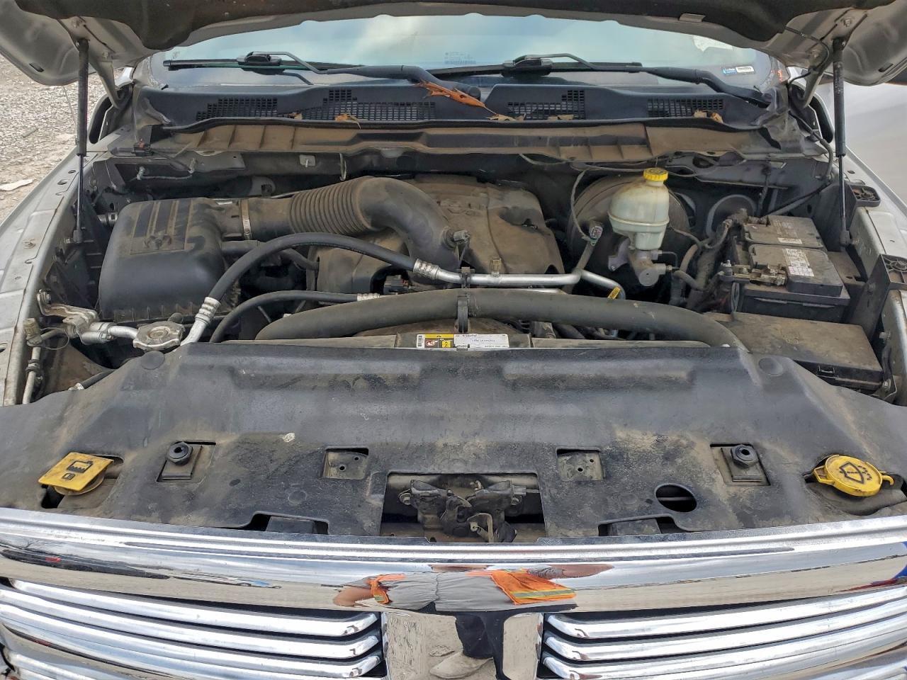 2016 RAM 1500 SLT photo 11